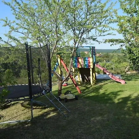 къща виктория * Баня